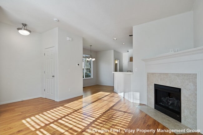 Building Photo - 17097 SW Glen Park Ct