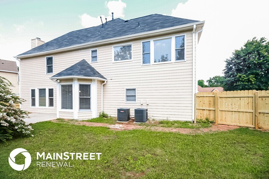 Building Photo - 4115 Stillwater Point