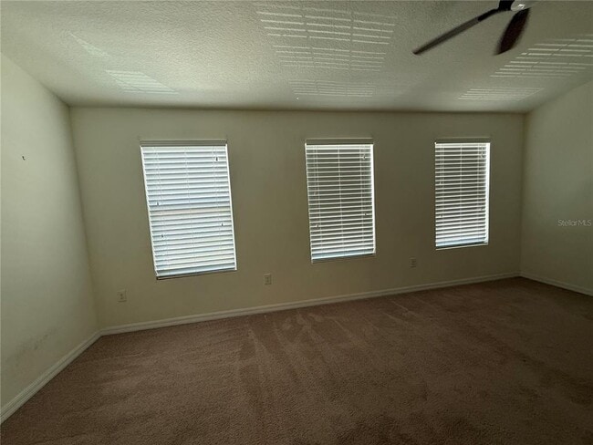 Building Photo - 6843 40th Ln N