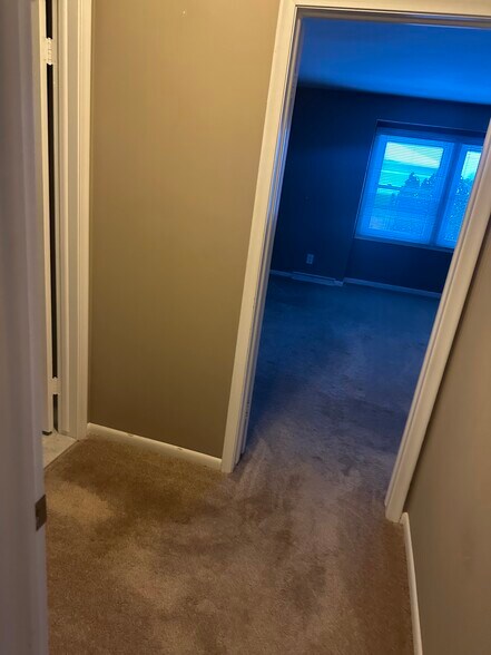 Building Photo - 5325 Territorial Rd