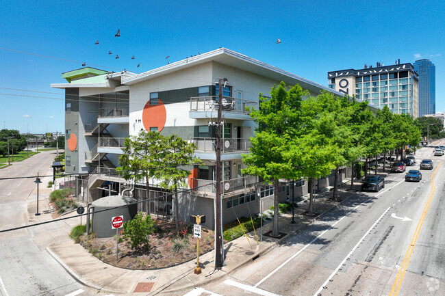 Primary - Buzz Lofts