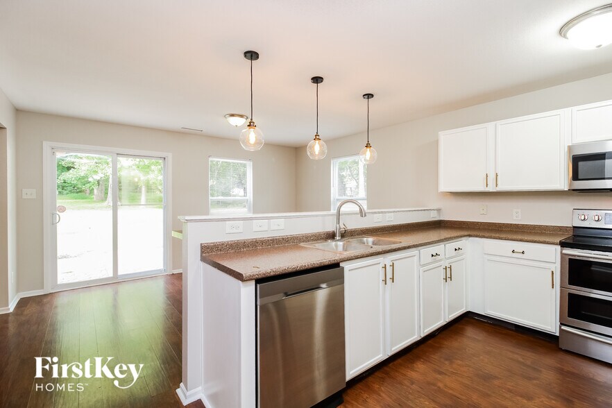 Building Photo - 1411 Phifer-Luther Ct