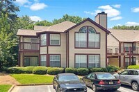 Building Photo - 901 Wentworth Ct