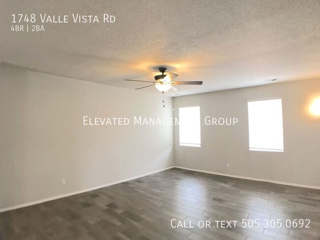 Building Photo - 1748 Valle Vista Rd NW