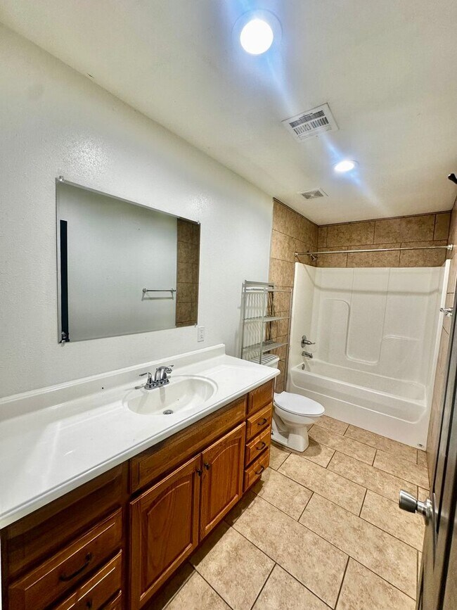 Building Photo - DISHMAN - 101B (KS*)