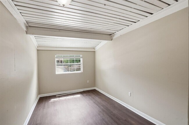 Building Photo - 1413 Sunridge Rd