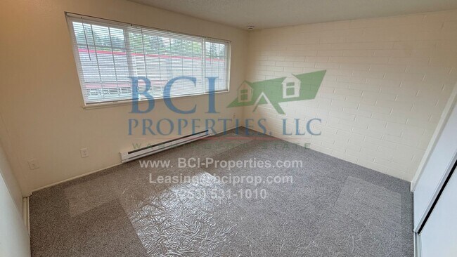 Building Photo - 8624 Pacific Ave S
