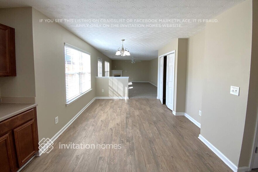 Building Photo - 937 Parkside Pl Ave