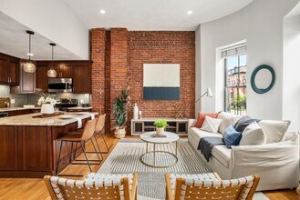 Building Photo - 529 Columbus Ave