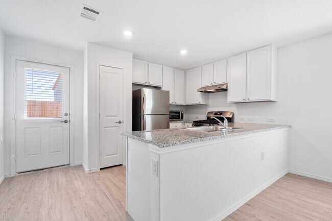 Building Photo - 10166 Asta Trl