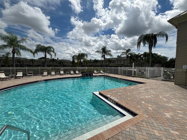 Building Photo - 7635 Plantation Cir