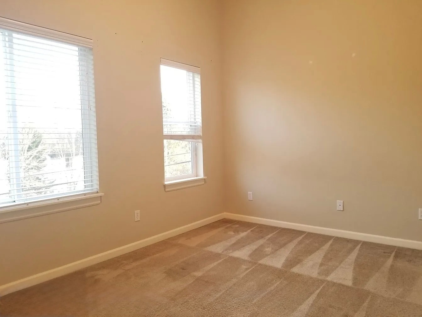 Building Photo - 16715 SW Baseline Rd