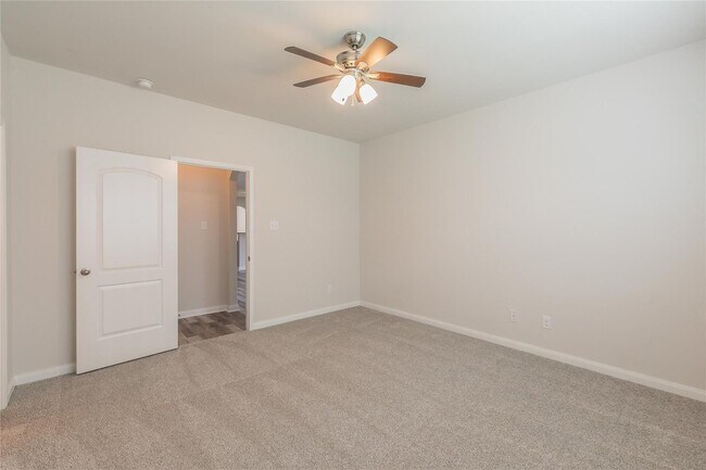 Building Photo - 6152 Nathan Creek Dr