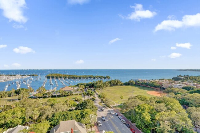 Building Photo - 2889 McFarlane Rd