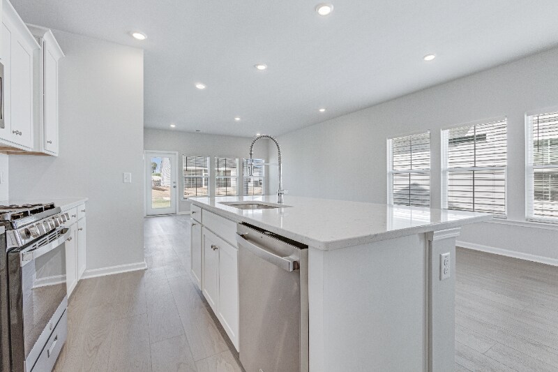 Building Photo - 1153 Glorious Wy