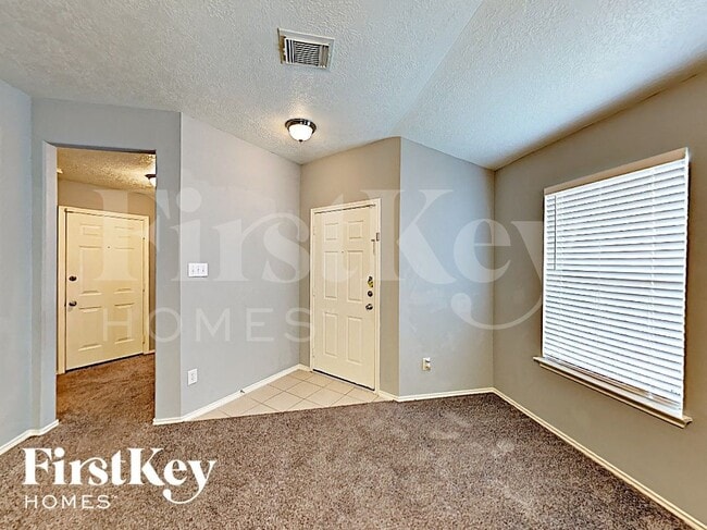 Building Photo - 20735 Dewberry Creek Ln
