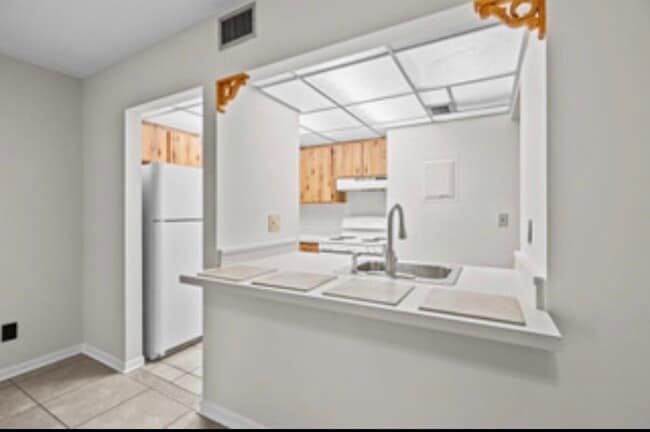 Building Photo - 37 Tarragona Ct