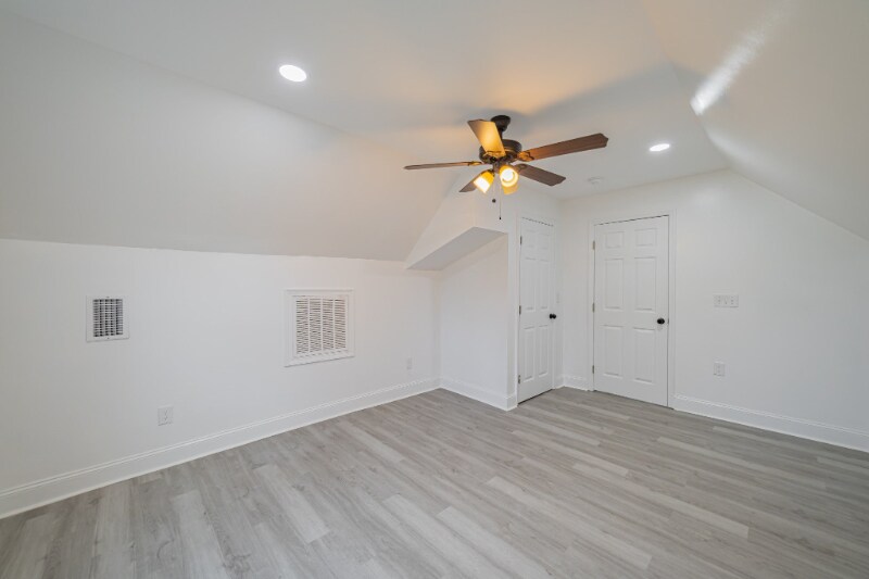 Building Photo - 830 Market St