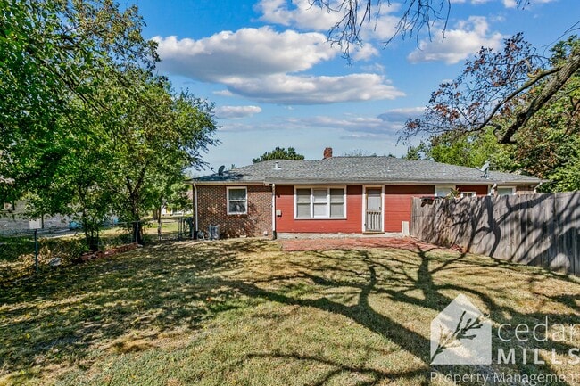 Building Photo - 1810 N Garland St
