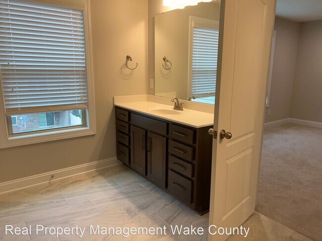Building Photo - 3 br, 2.5 bath House - 722 Lampwick Lane