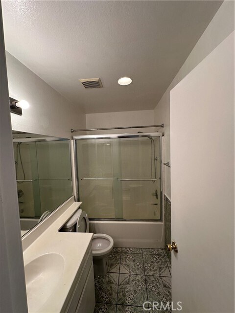 Building Photo - 8505 Robinia St