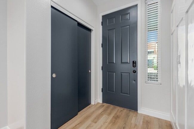 Building Photo - 7601 E Roosevelt St