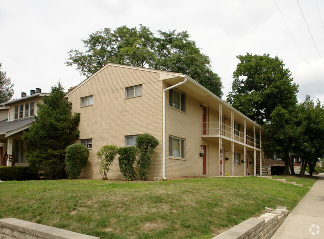 Primary Photo - 116 E Woodruff Ave