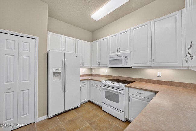 Building Photo - 1312 Hansberry Ln