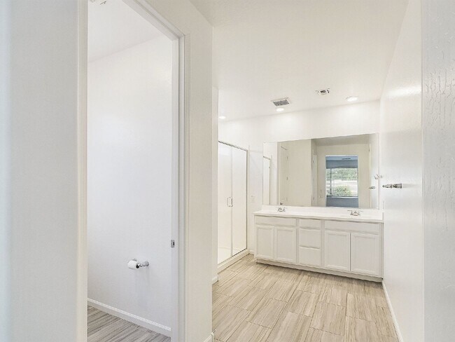 Building Photo - Kingston Place Cornor Lot Gem