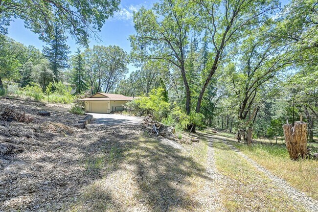 Building Photo - 16832 Alice Way