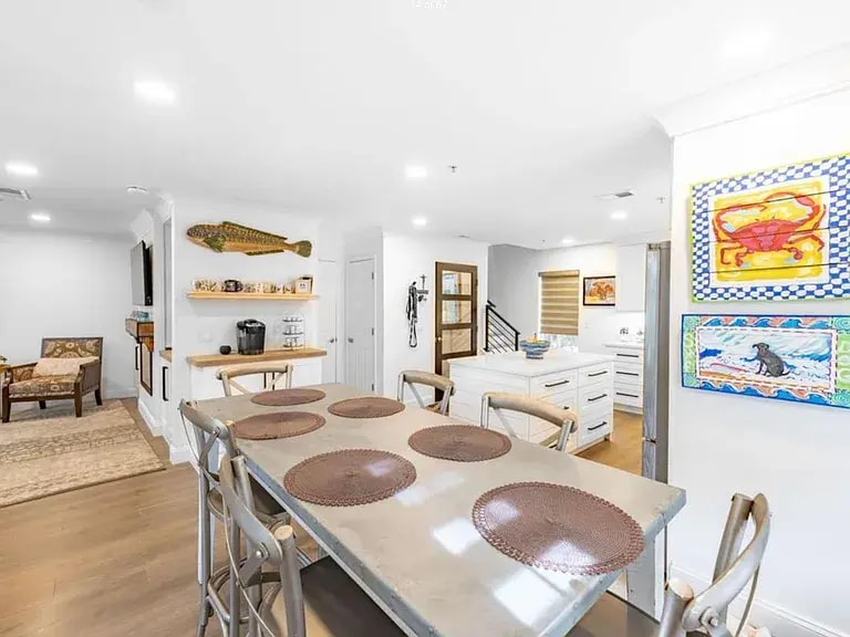 Building Photo - 30 Paddle Boat Ln