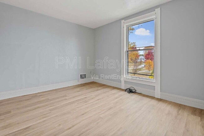 Building Photo - 601 Park Ave