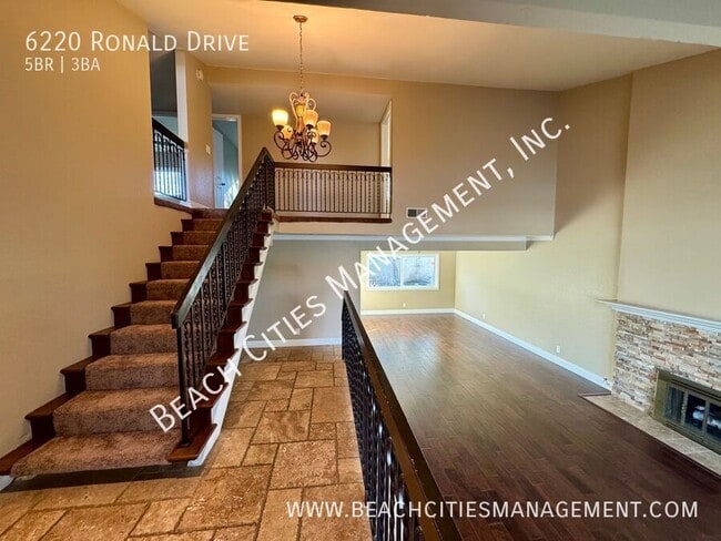 Building Photo - 6220 Ronald Dr