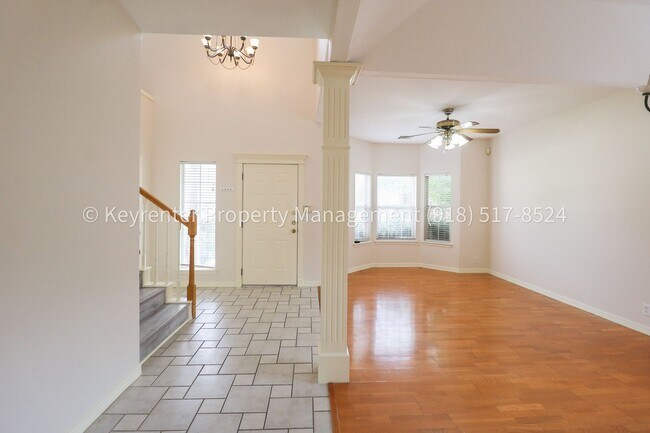 Building Photo - 4 Bed | 2 Bath in Broken Arrow!