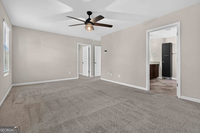 Building Photo - 3744 Hampshire Walk SW