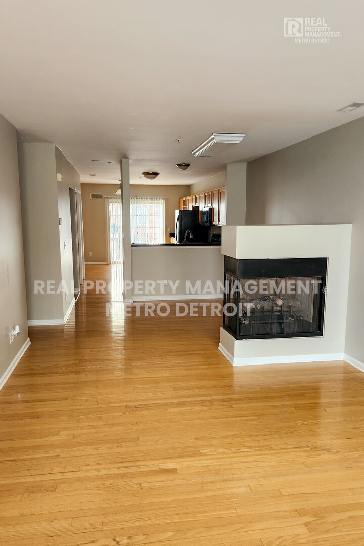 Building Photo - 1386 Raliegh Pl
