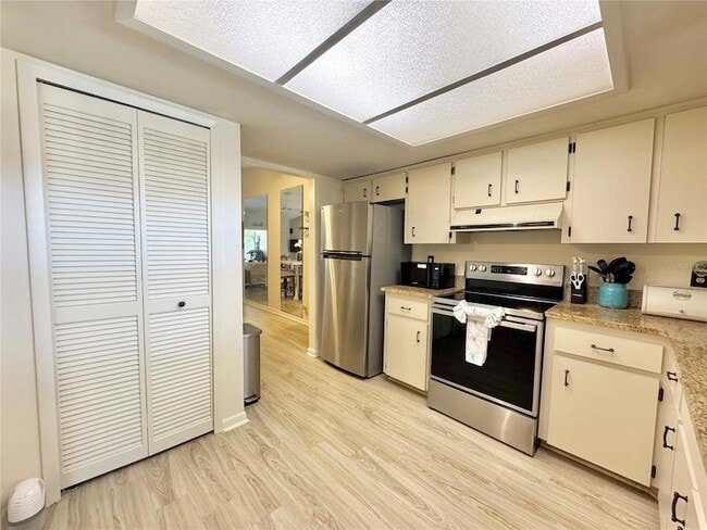 Building Photo - 2246 Firestone Pl