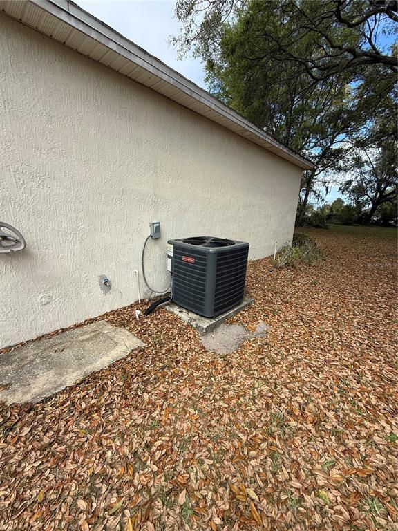 Building Photo - 31 Cordona Dr