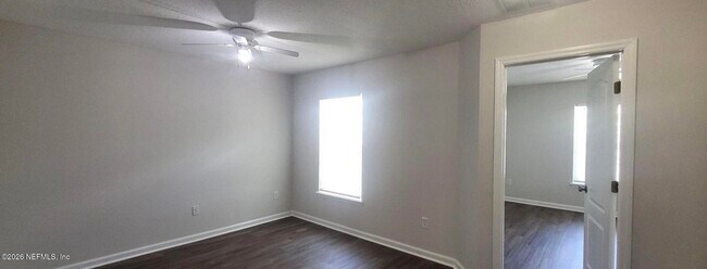Building Photo - 1573 Biscayne Bay Dr