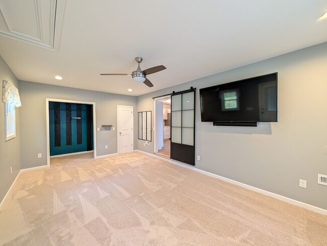 Building Photo - Fletcher Rental! Newly Renovated