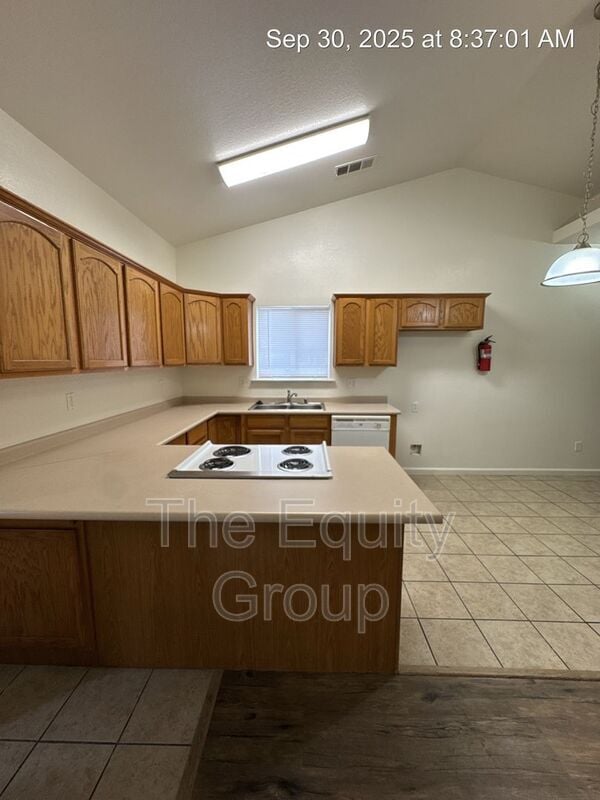 Building Photo - 2918 S Sallee Ct