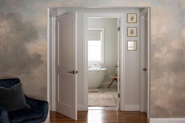 Building Photo - 46 Will Tremper Dr