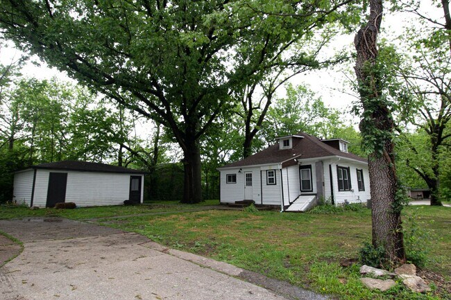 Building Photo - Single-Family Home in the Worley Street-Park Neighborhood