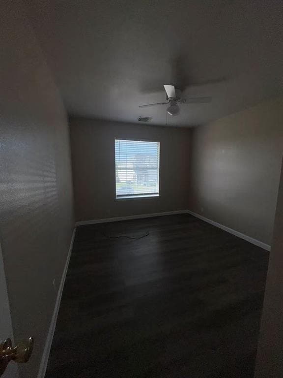 Building Photo - 2705 Westhampton Ct