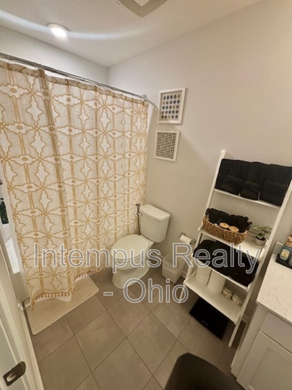 Building Photo - 6123 Brandon Dr