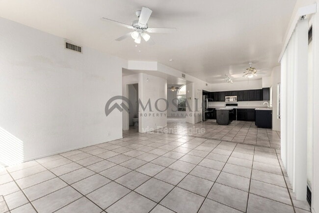 Building Photo - 3761 S Waterfront Dr