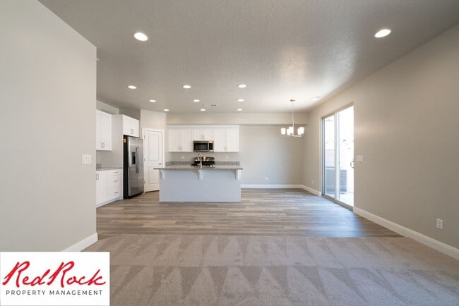 Building Photo - 517 N 480 W