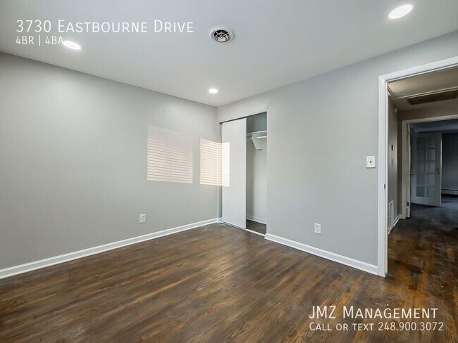 Building Photo - 3730 Eastbourne Dr