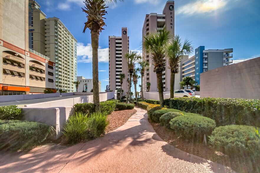 Street View - 2406 N Ocean Blvd