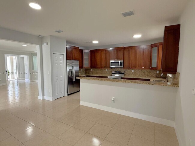 Building Photo - 13631 SW 272nd Terrace